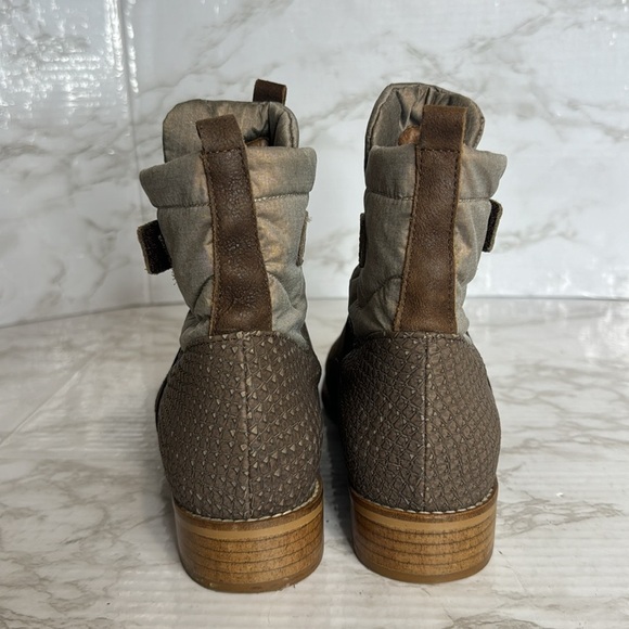 Daniella lehavi ladies wrap around straps ankle boots size 6.5 - Picture 5 of 9